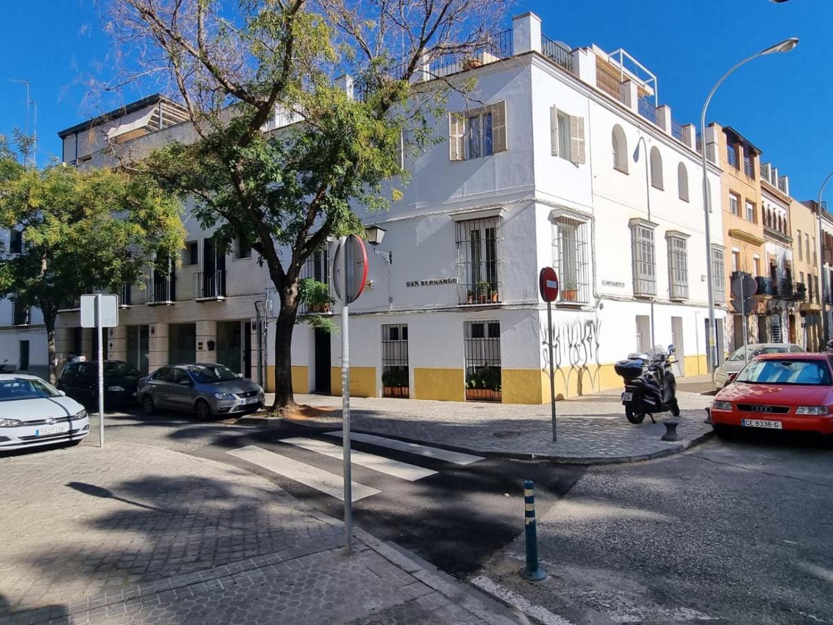 San Bernardo Family Apartment Sevilla Eksteriør billede