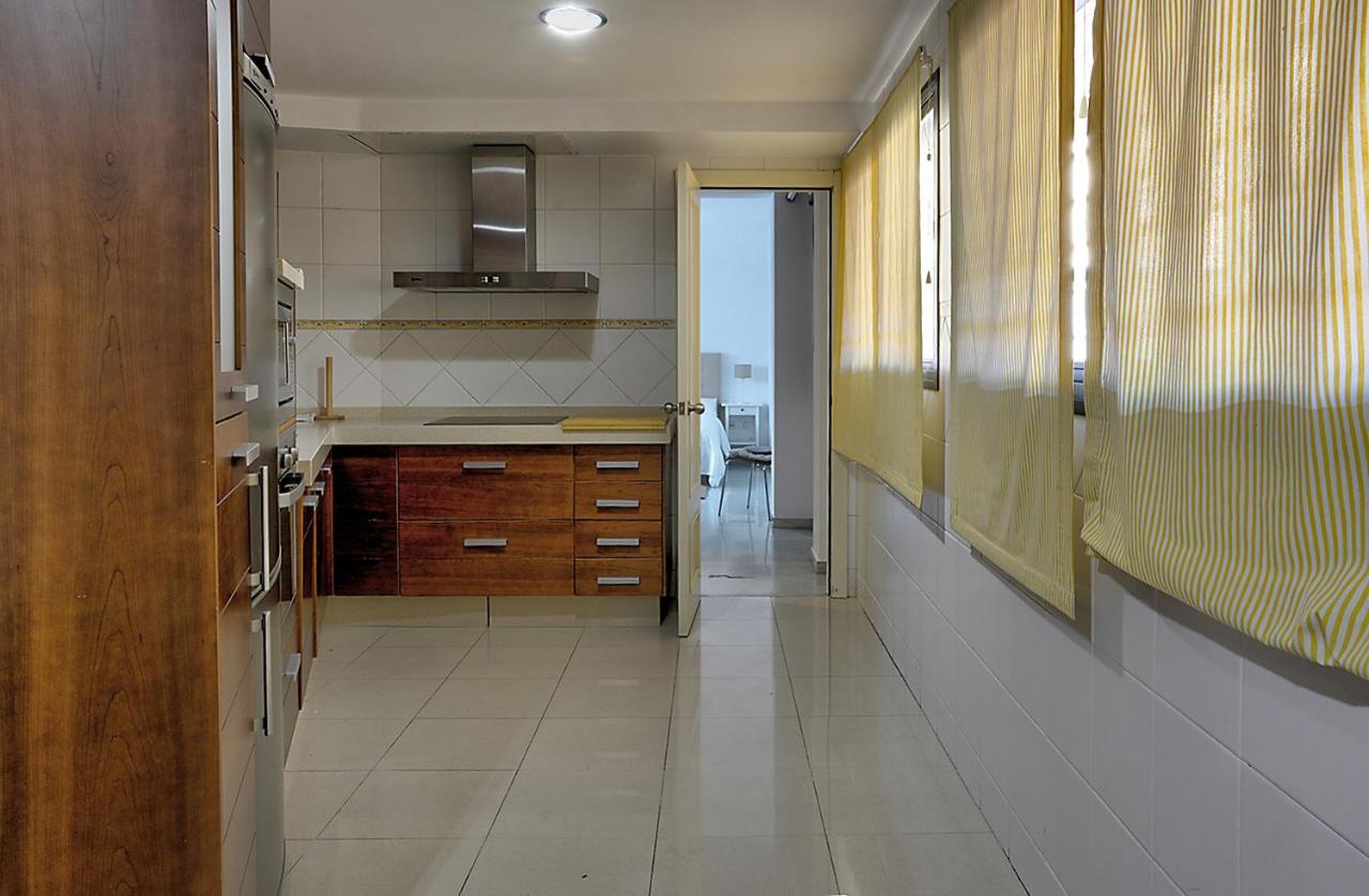 San Bernardo Family Apartment Sevilla Eksteriør billede