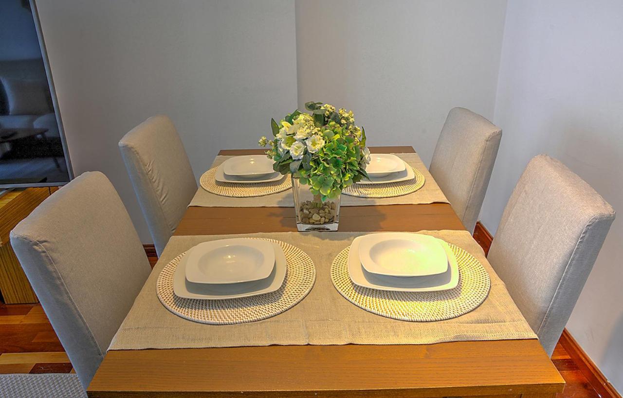 San Bernardo Family Apartment Sevilla Eksteriør billede