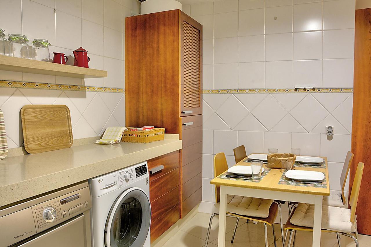 San Bernardo Family Apartment Sevilla Eksteriør billede