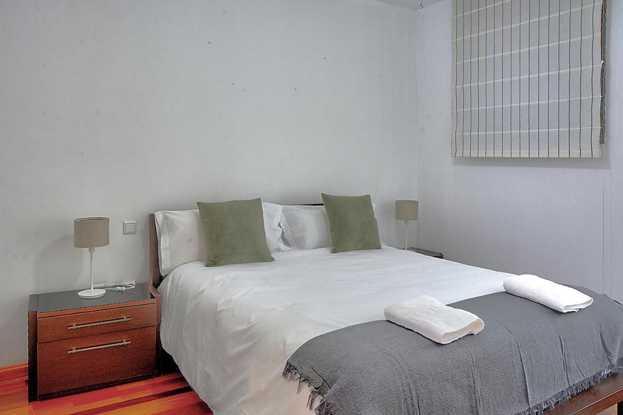San Bernardo Family Apartment Sevilla Eksteriør billede