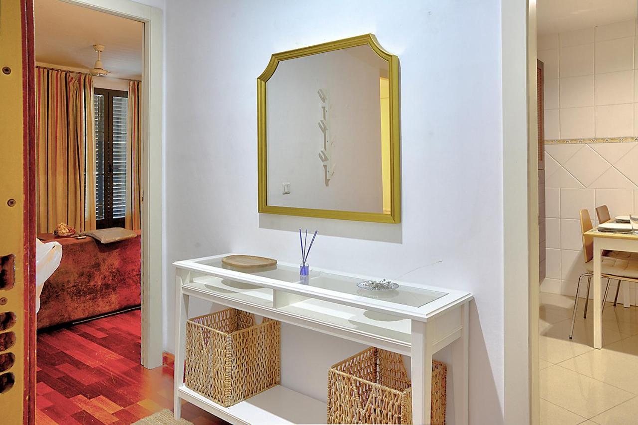 San Bernardo Family Apartment Sevilla Eksteriør billede