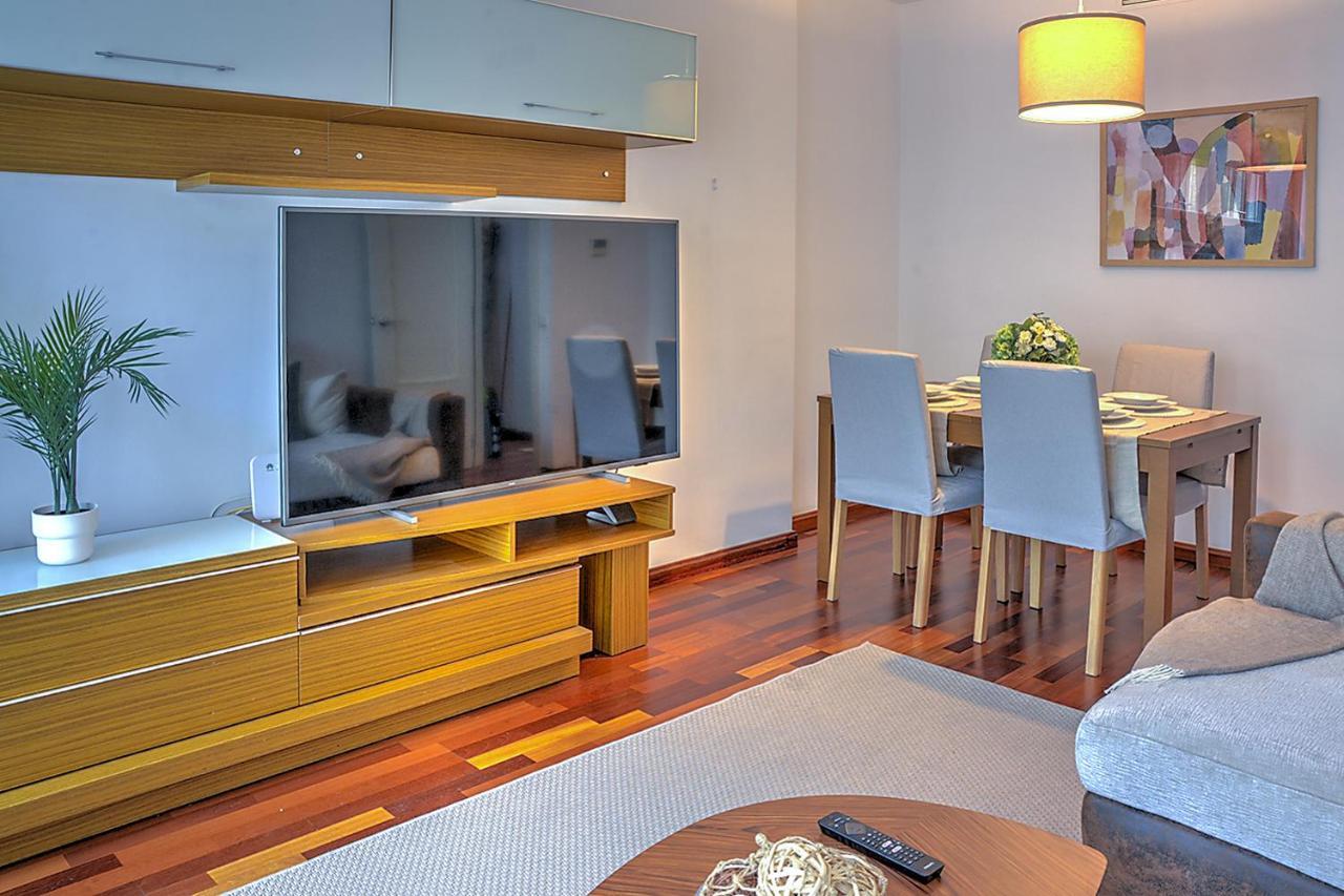 San Bernardo Family Apartment Sevilla Eksteriør billede