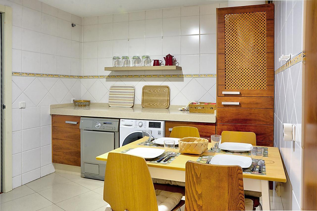 San Bernardo Family Apartment Sevilla Eksteriør billede