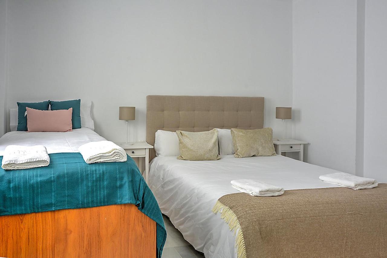 San Bernardo Family Apartment Sevilla Eksteriør billede