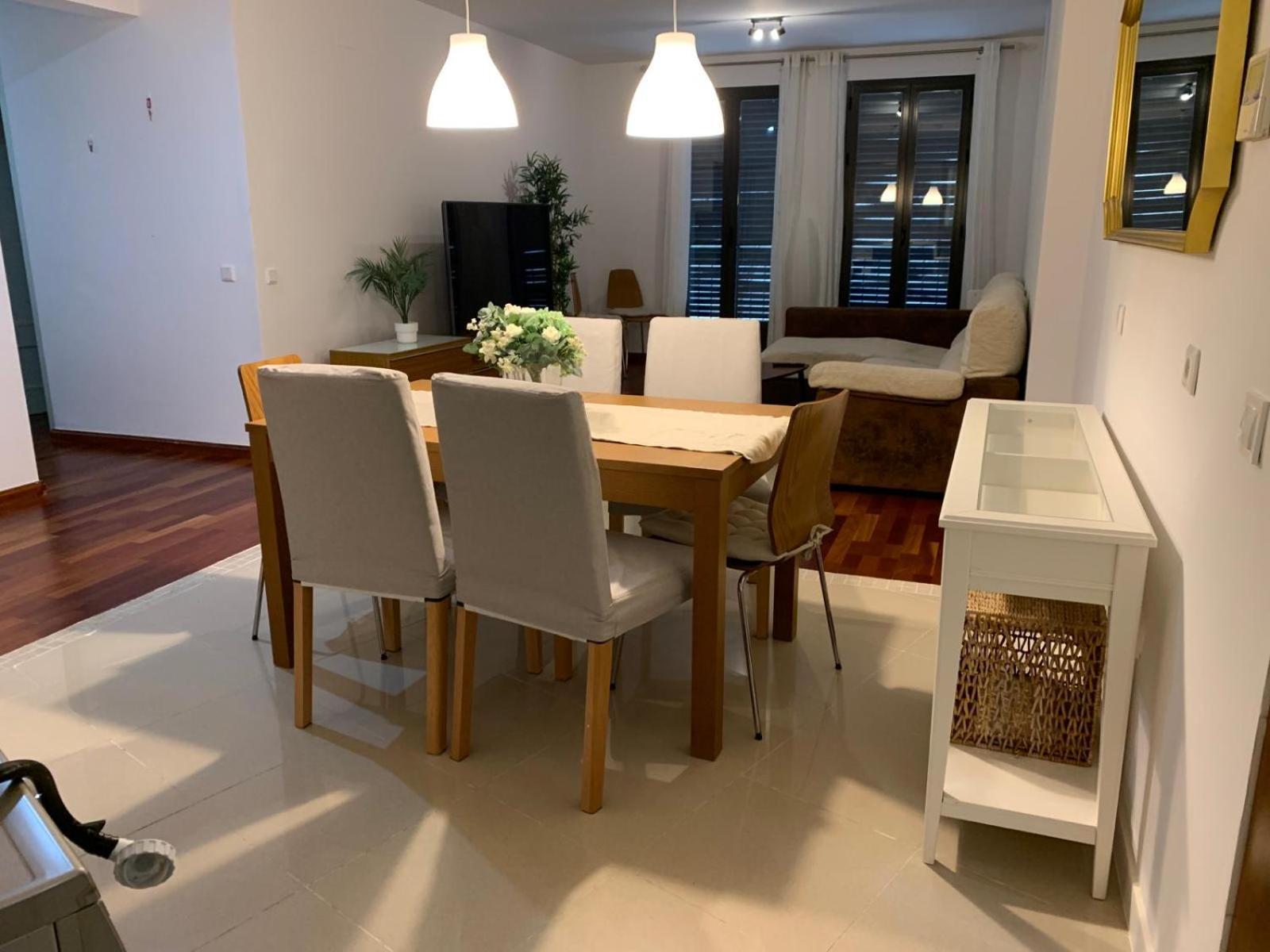 San Bernardo Family Apartment Sevilla Eksteriør billede